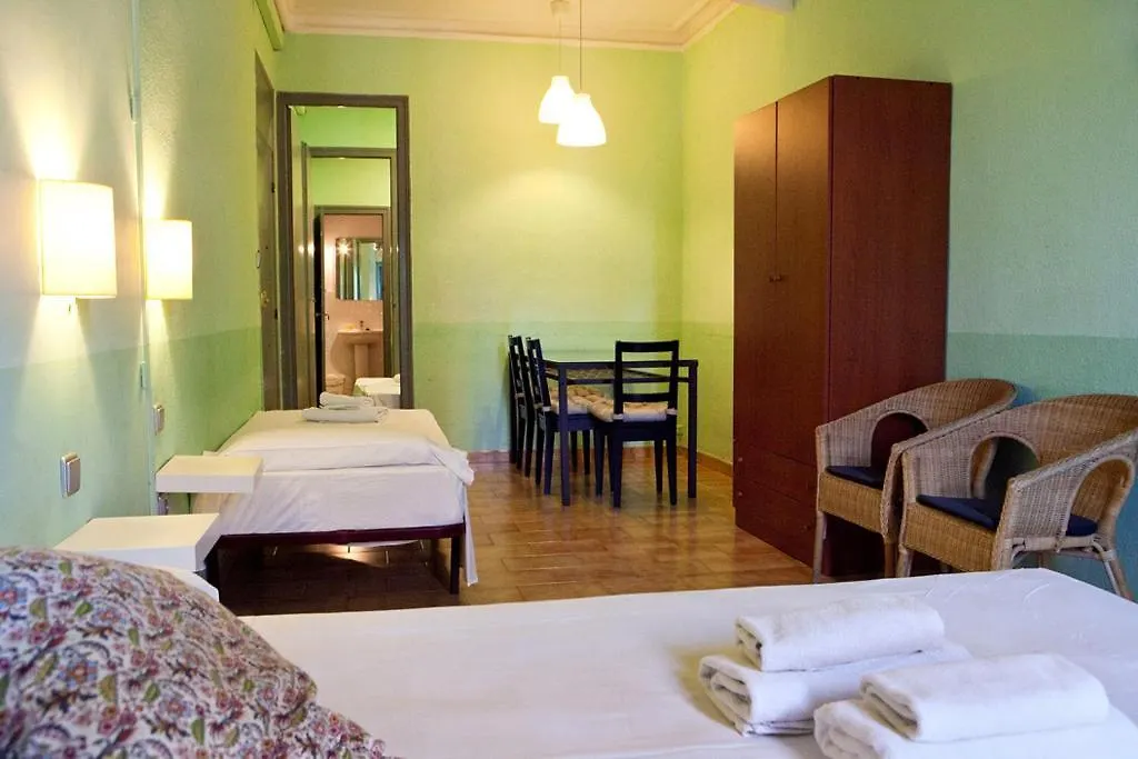 Apartment Hostal Agua Alegre Barcelona Spain